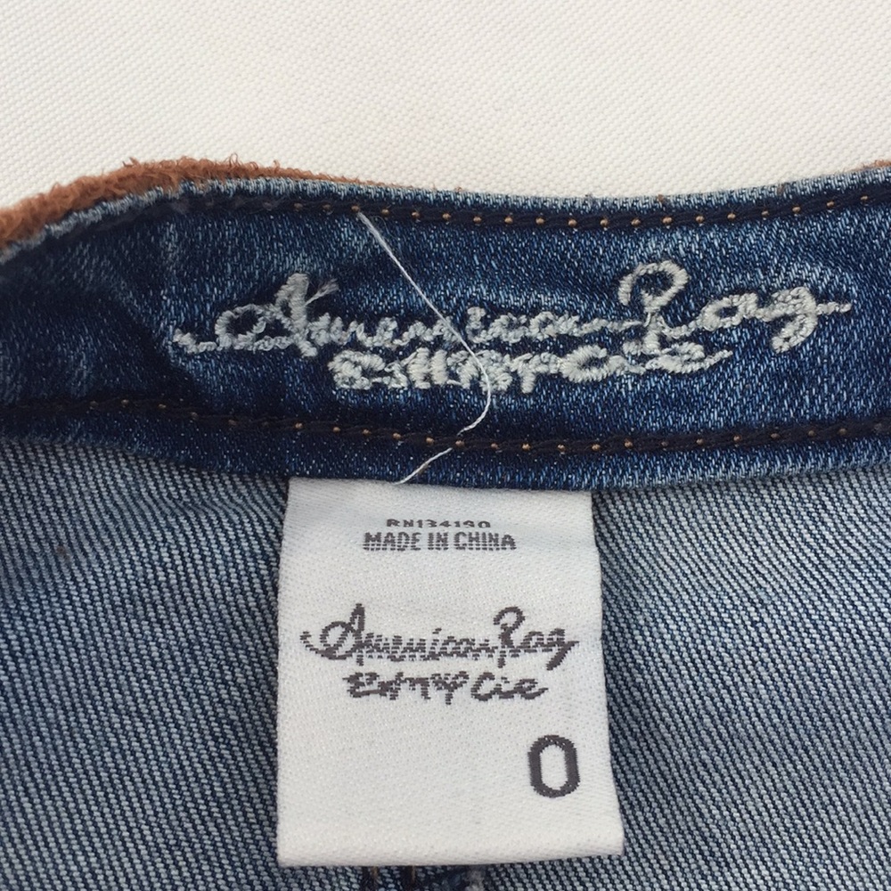 American Rag - Picture 3 of 4